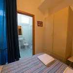 Ginevra Hotel *