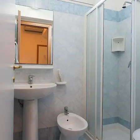 Otel Ginevra