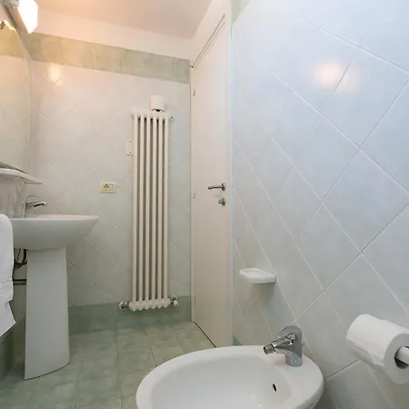 Hotel Ginevra *