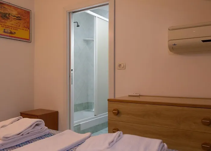 Hotel Ginevra Cattolica